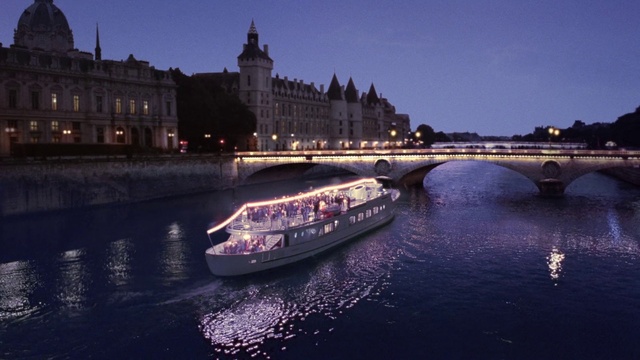 Video Reference: Water, Boat, Sky, Watercraft, Vehicle, Building, Lighting, Architecture, Lake, Watercourse