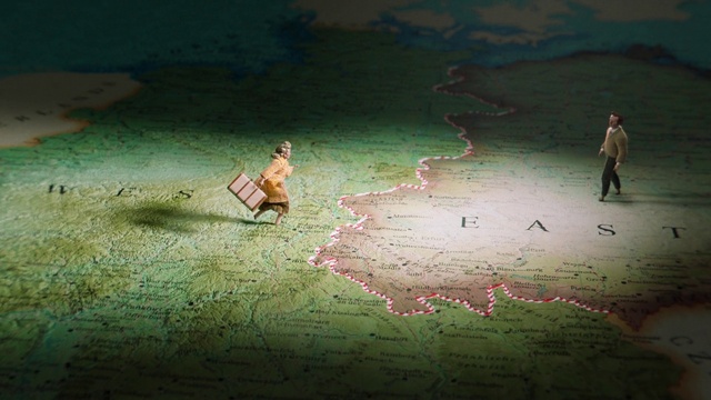 Video Reference: People in nature, Sky, Wood, Grass, Happy, Leisure, Adaptation, Tints and shades, Landscape, Horizon