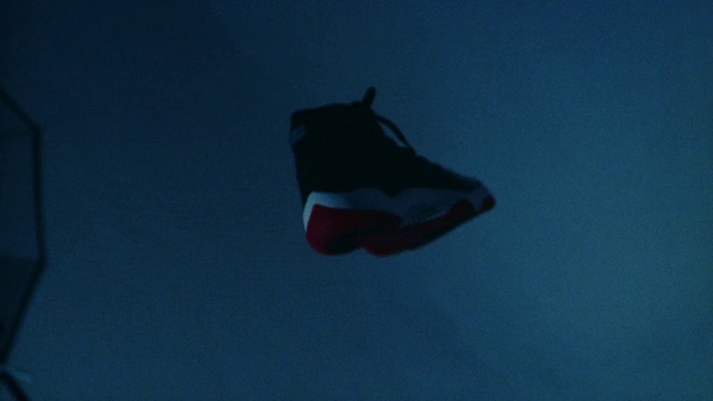 Video Reference: Sky, Water, Parachute, Fin, Air travel, Electric blue, Wing, Flag, Wind, Air sports