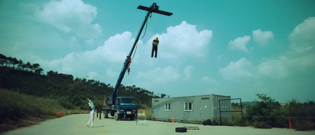 Video Reference: Cloud, Sky, Plant, Wheel, Tire, Car, Vehicle, Asphalt, Line, Road surface