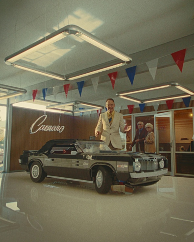 Video Reference: Automotive parking light, Tire, Wheel, Vehicle, Car, Hood, Automotive design, Motor vehicle, Automotive lighting, Bumper