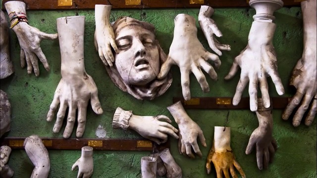 Video Reference: Hand, Vertebrate, Human, Sculpture, Statue, Art, Wood, Mammal, Gesture, Finger