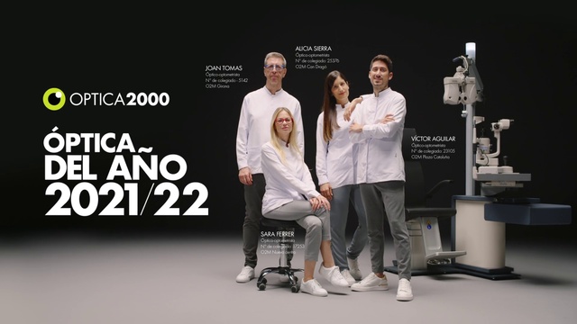 Video Reference: Shorts, Entertainment, Font, Flash photography, Fashion design, Event, Performing arts, Eyewear, T-shirt, Advertising