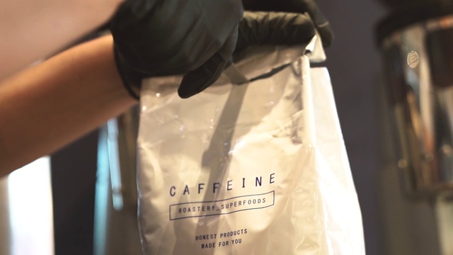 Video Reference: Sleeve, Gesture, Elbow, Finger, Nail, Wrist, Font, Waist, Human leg, Knee