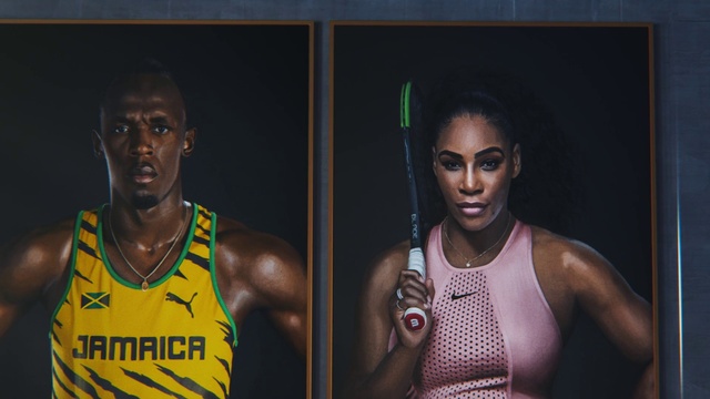 Video Reference: Sports uniform, Black, Flash photography, Jersey, Vest, Sleeveless shirt, Chest, T-shirt, Fashion design, Event