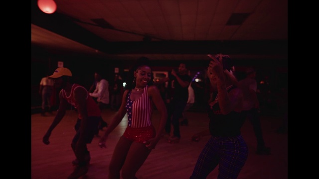 Video Reference: Dance, Performing arts, Entertainment, Choreography, Magenta, Sports, Event, Performance art, Leisure, Fun