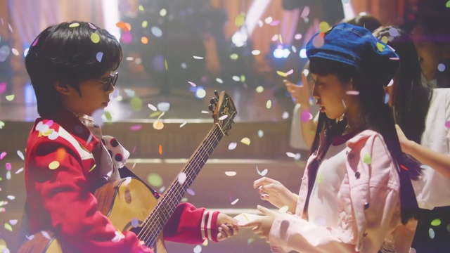 Video Reference: Musical instrument, Purple, Guitar, Guitar accessory, Musician, Music, Concert, Entertainment, Music artist, Performing arts