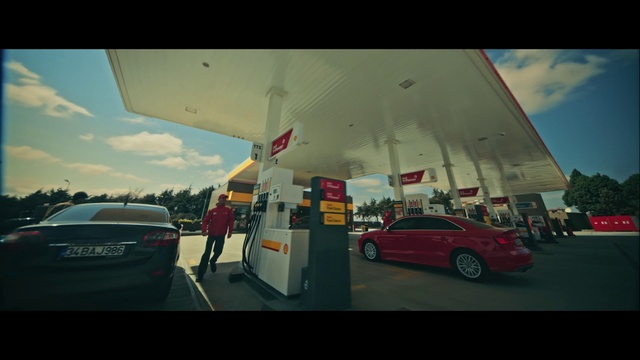 Video Reference: Cloud, Car, Sky, Automotive tail & brake light, Vehicle, Motor vehicle, Automotive lighting, Tire, Automotive design, Hood