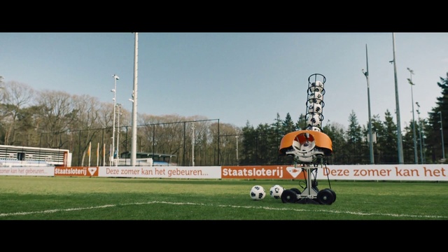 Video Reference: Sky, Sports equipment, Aircraft, Tree, Soccer, Grass, Player, Football, Championship, Sports