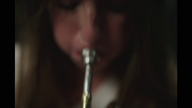 Video Reference: Microphone, Eyelash, Human body, Jaw, Music, Entertainment, Audio equipment, Musical instrument accessory, Event, Singer