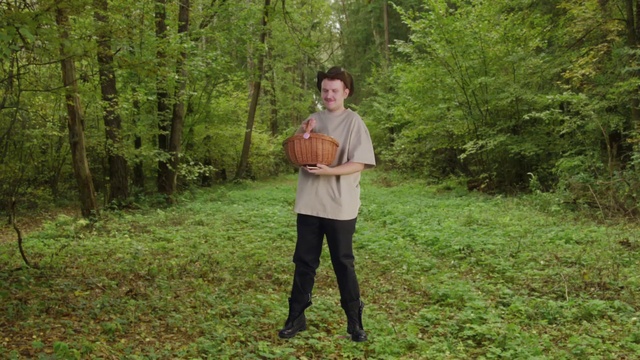 Video Reference: Plant, People in nature, Botany, Natural landscape, Wood, Tree, Gesture, Terrestrial plant, Grass, Forest