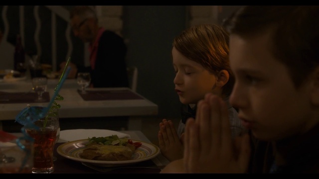 Video Reference: Tableware, Food, Mouth, Plate, Sharing, Dishware, Event, Table, Fun, Cuisine