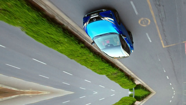 Video Reference: Vehicle, Car, Automotive lighting, Hood, Automotive design, Asphalt, Motor vehicle, Road surface, Mode of transport, Automotive exterior