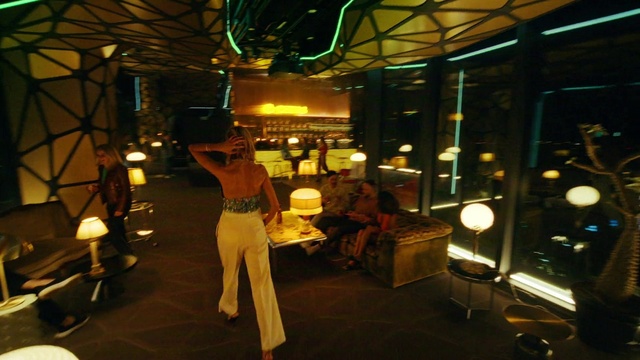 Video Reference: Fun, Event, Leisure, Entertainment, Night, Room, Machine, Chair, Building