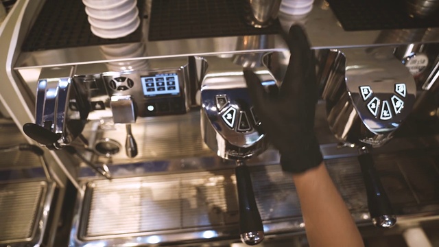 Video Reference: Automotive lighting, Kitchen appliance, Automotive design, Electronic instrument, Audio equipment, Coffeemaker, Entertainment, Gadget, Espresso machine, Machine