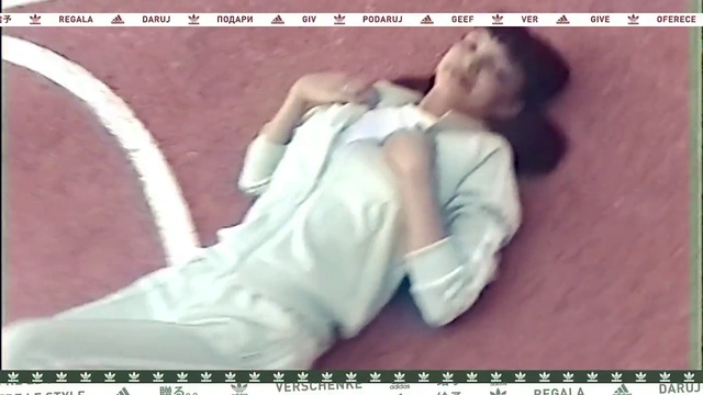 Video Reference: Muscle, Comfort, Gesture, Font, Thigh, Adaptation, Happy, Knee, Human leg, Photo caption