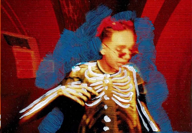 Video Reference: Sleeve, Artist, Art, Music, Entertainment, Music artist, Tints and shades, Performing arts, Electric blue, Fashion design