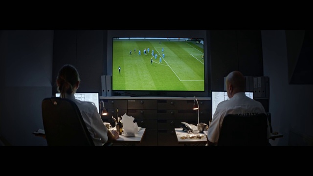 Video Reference: Computer, Output device, Television set, Plant, Flat panel display, Gadget, Computer monitor accessory, Communication Device, Personal computer, Display device