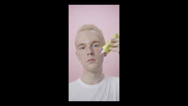 Video Reference: Jaw, Ear, Flash photography, Gesture, Petal, Plant, Formal wear, T-shirt, Flower, Font