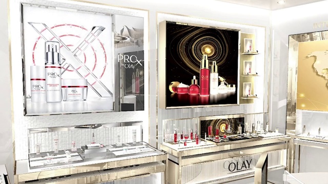 Video Reference: Building, Cabinetry, White, Product, Countertop, Interior design, Kitchen, Wall, Material property, Window