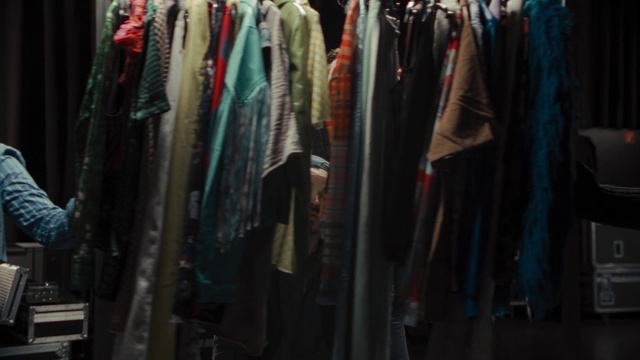 Video Reference: Sleeve, Clothes hanger, Closet, Window, Fashion design, Retail, Event, T-shirt, Room, Dry cleaning