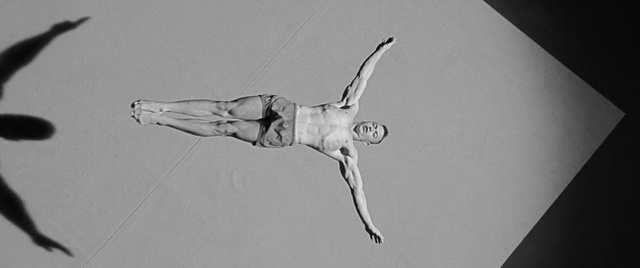 Video Reference: Leg, Gesture, Knee, Art, Athletic dance move, Elbow, Shorts, Performing arts, Balance, Human leg