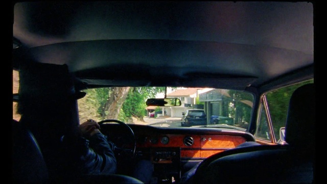 Video Reference: Vehicle, Motor vehicle, Automotive mirror, Automotive lighting, Car, Mirror, Speedometer, Automotive design, Steering wheel, Steering part