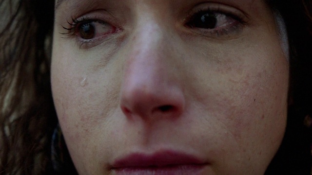 Video Reference: Forehead, Nose, Cheek, Skin, Lip, Eyelash, Mouth, Organ, Smile, Jaw