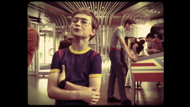 Video Reference: Flash photography, Gesture, Happy, Cool, Fun, T-shirt, Event, Eyewear, Elbow, Room