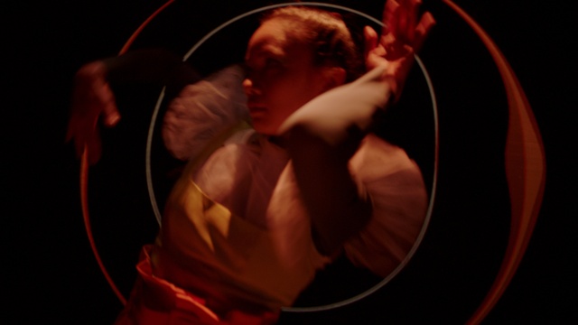 Video Reference: Flash photography, Striking combat sports, Combat sport, Chest, Wrestling, Elbow, Barechested, Contact sport, Wrestler, Entertainment