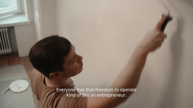 Video Reference: Joint, Shoulder, Neck, Gesture, Elbow, Happy, Wrist, T-shirt, Wood, Flooring