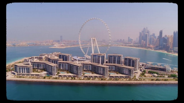 Video Reference: Water, Sky, Building, Water resources, Skyscraper, Infrastructure, Architecture, Lake, Tower block, Cityscape