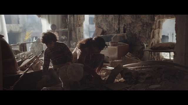 Video Reference: Shooter game, Darkness, Event, Action-adventure game, Video game software, Cg artwork, Movie, Pc game, Fictional character, Sitting