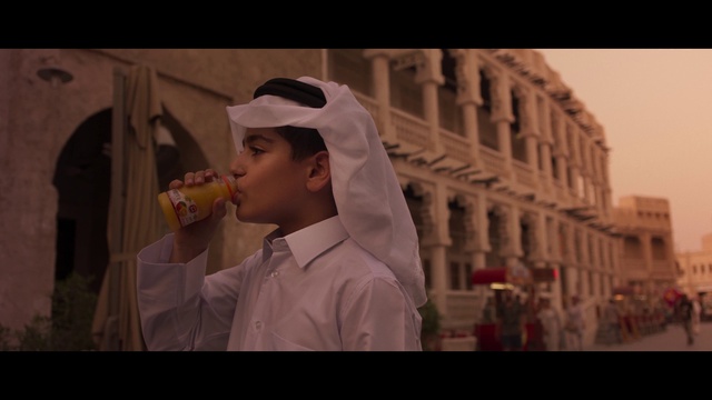 Video Reference: Temple, Gesture, Cap, Fun, Travel, Eyewear, Event, Baseball cap, Entertainment, Music