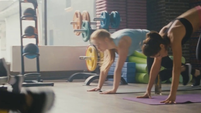 Video Reference: Joint, Shoulder, Shorts, Knee, Thigh, Elbow, Sportswear, Chest, Flooring, Leisure