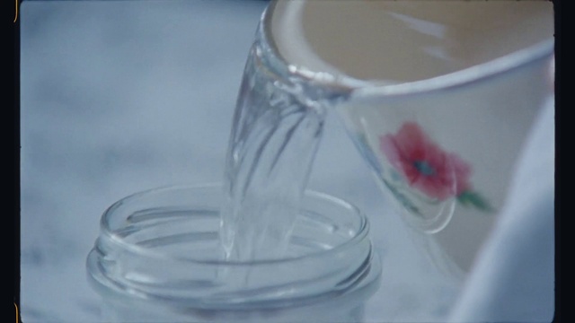 Video Reference: Liquid, Drinkware, Tableware, Water, Fluid, Cup, Serveware, Dishware, Glass, Barware