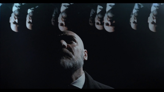 Video Reference: Shoe, White, Flash photography, Gesture, Grey, Beard, Walking shoe, Suit, Event, Crowd