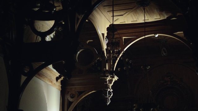 Video Reference: Automotive tire, Tints and shades, Symmetry, Space, Vault, Ceiling, Darkness, Arcade, Metal, Medieval architecture