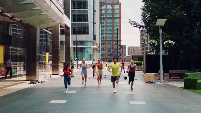 Video Reference: Building, Shorts, Infrastructure, Tree, Urban design, Neighbourhood, Road surface, Asphalt, Condominium, Sidewalk