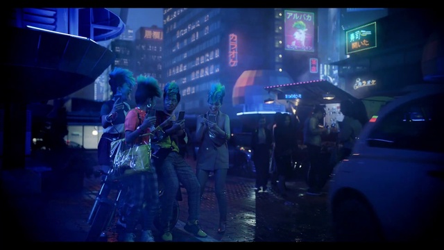 Video Reference: Microphone, Purple, Music, Entertainment, Musician, Performing arts, Music artist, Artist, Automotive lighting, Magenta