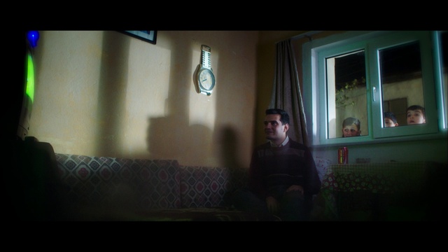 Video Reference: Flash photography, Tints and shades, Fun, Darkness, Midnight, Backlighting, Room, Shadow, Display device, Night