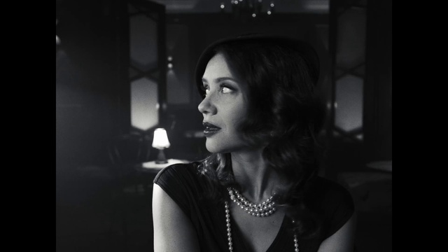Video Reference: Lip, Eyebrow, Flash photography, Fashion, Black-and-white, Style, Body jewelry, Monochrome, Monochrome photography, Darkness