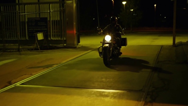 Video Reference: Tire, Wheel, Automotive tire, Automotive lighting, Vehicle, Motor vehicle, Automotive design, Road surface, Motorcycle, Asphalt