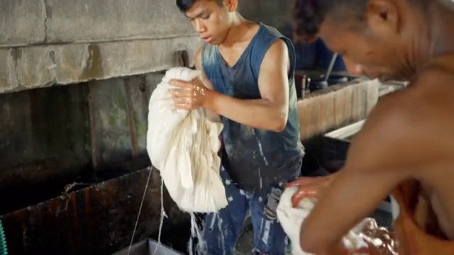 Video Reference: Food, Gesture, Vest, T-shirt, Leisure, Shorts, Event, Fun, Cooking, Necklace