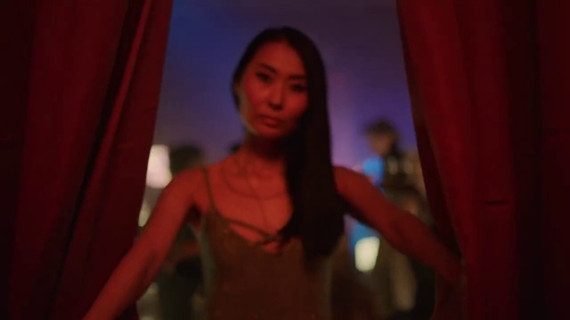 Video Reference: Shoulder, Flash photography, Curtain, Entertainment, Magenta, Fashion design, Fun, Electric blue, Event, Long hair
