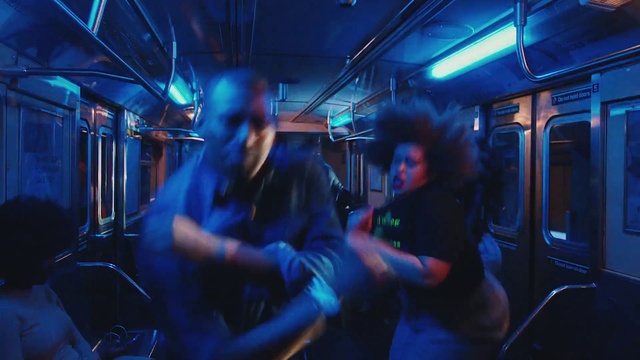 Video Reference: Blue, Purple, Flash photography, Entertainment, Fun, Music, Performing arts, Magenta, Electric blue, Musician