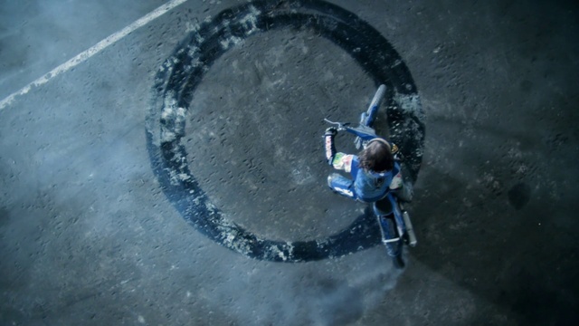 Video Reference: Automotive tire, Water, Asphalt, Electric blue, Flash photography, Circle, Space, Automotive wheel system, Tar, Concrete
