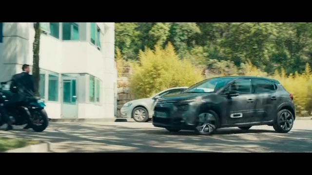 Video Reference: Tire, Wheel, Car, Vehicle, Land vehicle, Automotive lighting, Automotive tire, Mode of transport, Alloy wheel, Asphalt