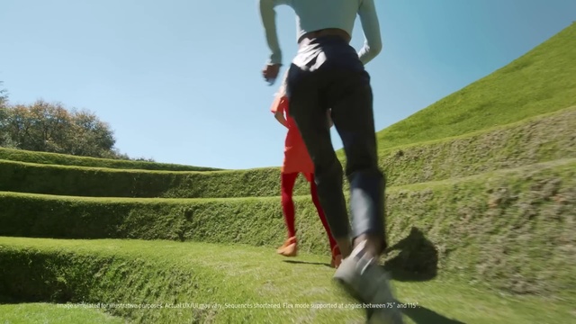 Video Reference: Sky, People in nature, Gesture, Active pants, Knee, Grass, Plant, Grassland, Tree, Thigh