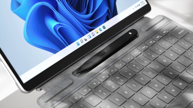 Video Reference: Computer, Laptop, Personal computer, Peripheral, Netbook, Output device, Touchpad, Input device, Blue, Space bar